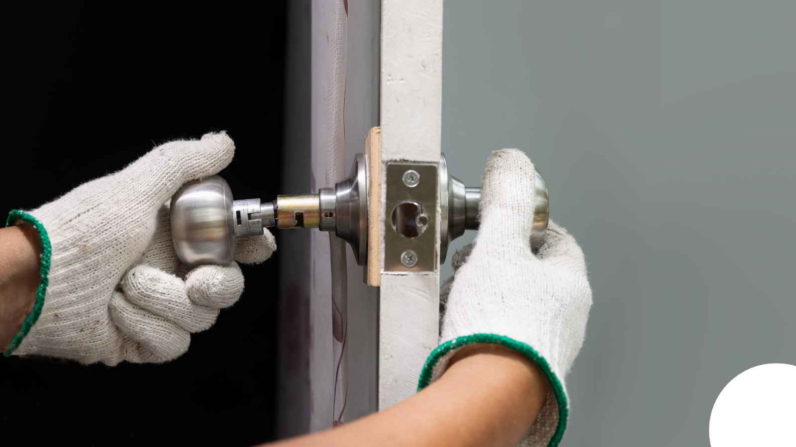 Locksmith in Orlando, FL — Charles Broken Key Extraction Orlando Locksmith in Orlando, FL — Charles Broken Key Extraction Orlando